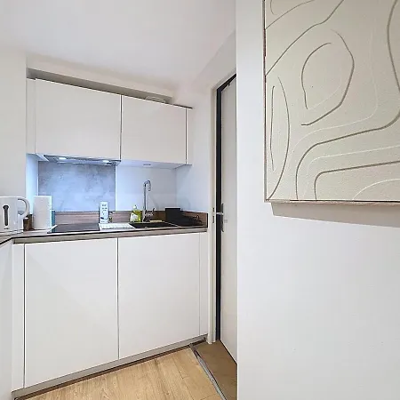 Appartement Coeur Centre N4 *