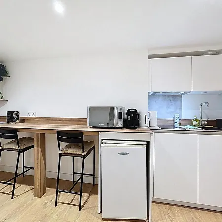 Appartement Coeur Centre N4 *